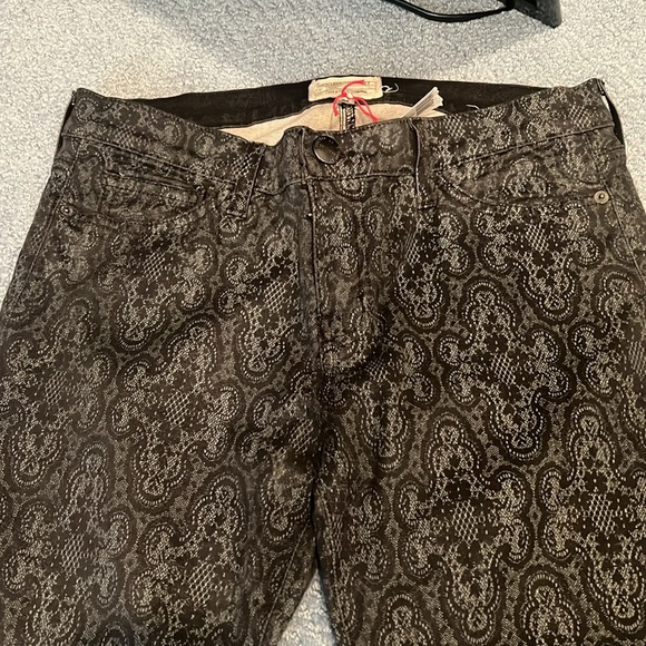 Current/Elliot black and gray Antique Size 31 jeans host pick - Picture 9 of 14